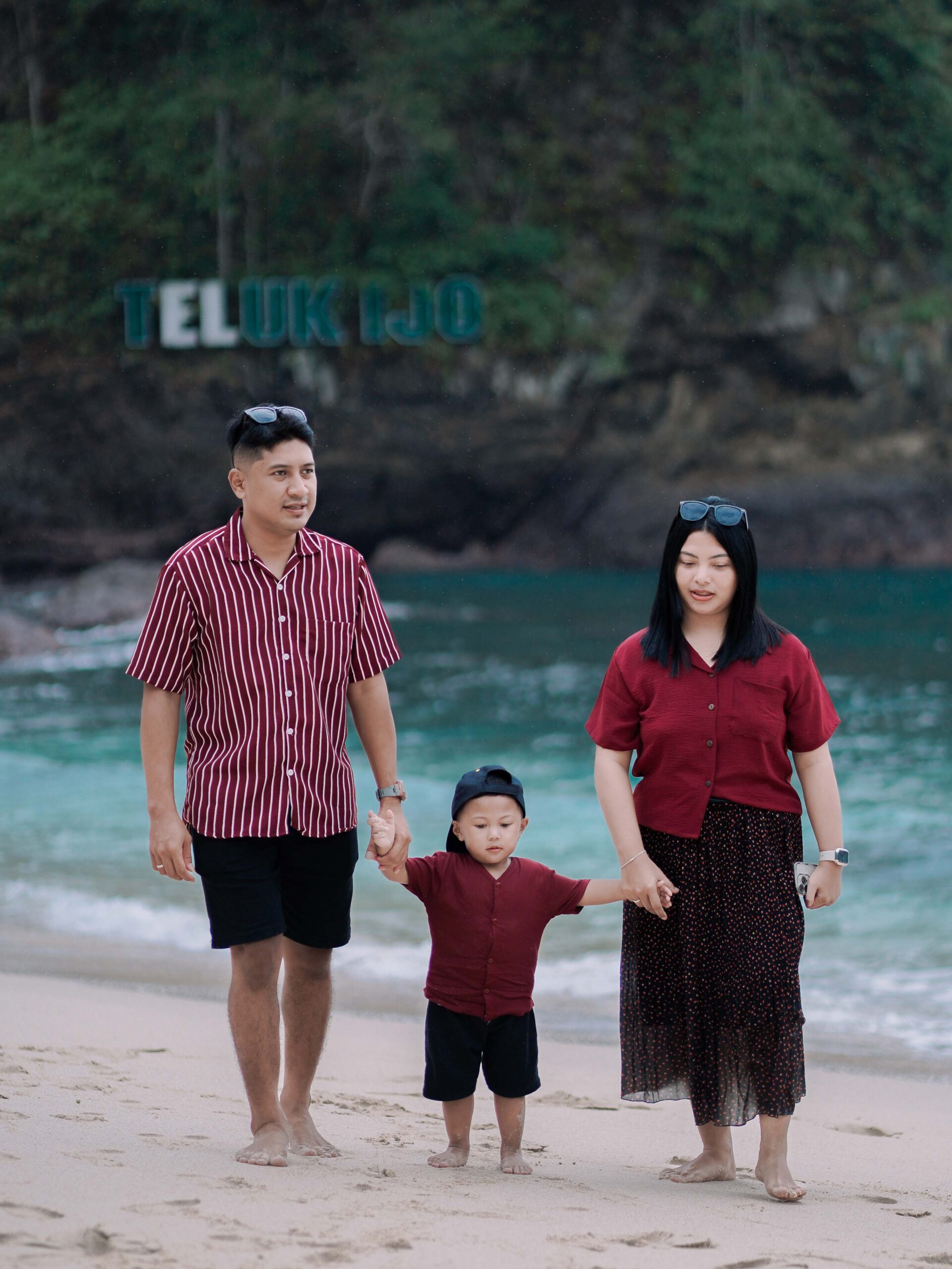 DJAWATAN, TELUK HIJAU & PANTAI PULAU MERAH